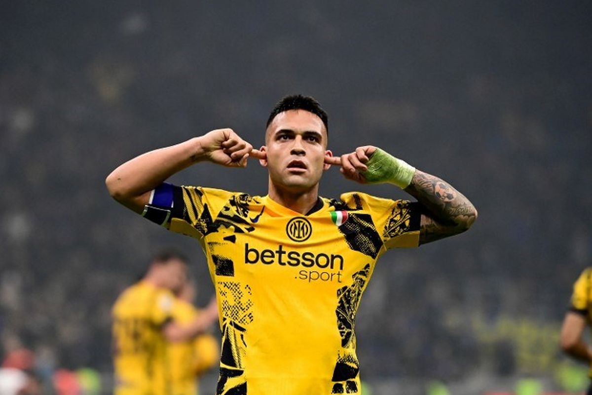 Jersey Inter: Sejarah, Prestasi, dan Peran dalam Liga Indonesia