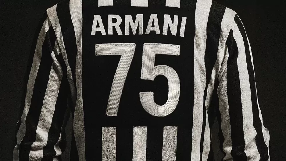 Jersey Juventus: Koleksi Seragam Resmi Klub Sepak Bola Italia